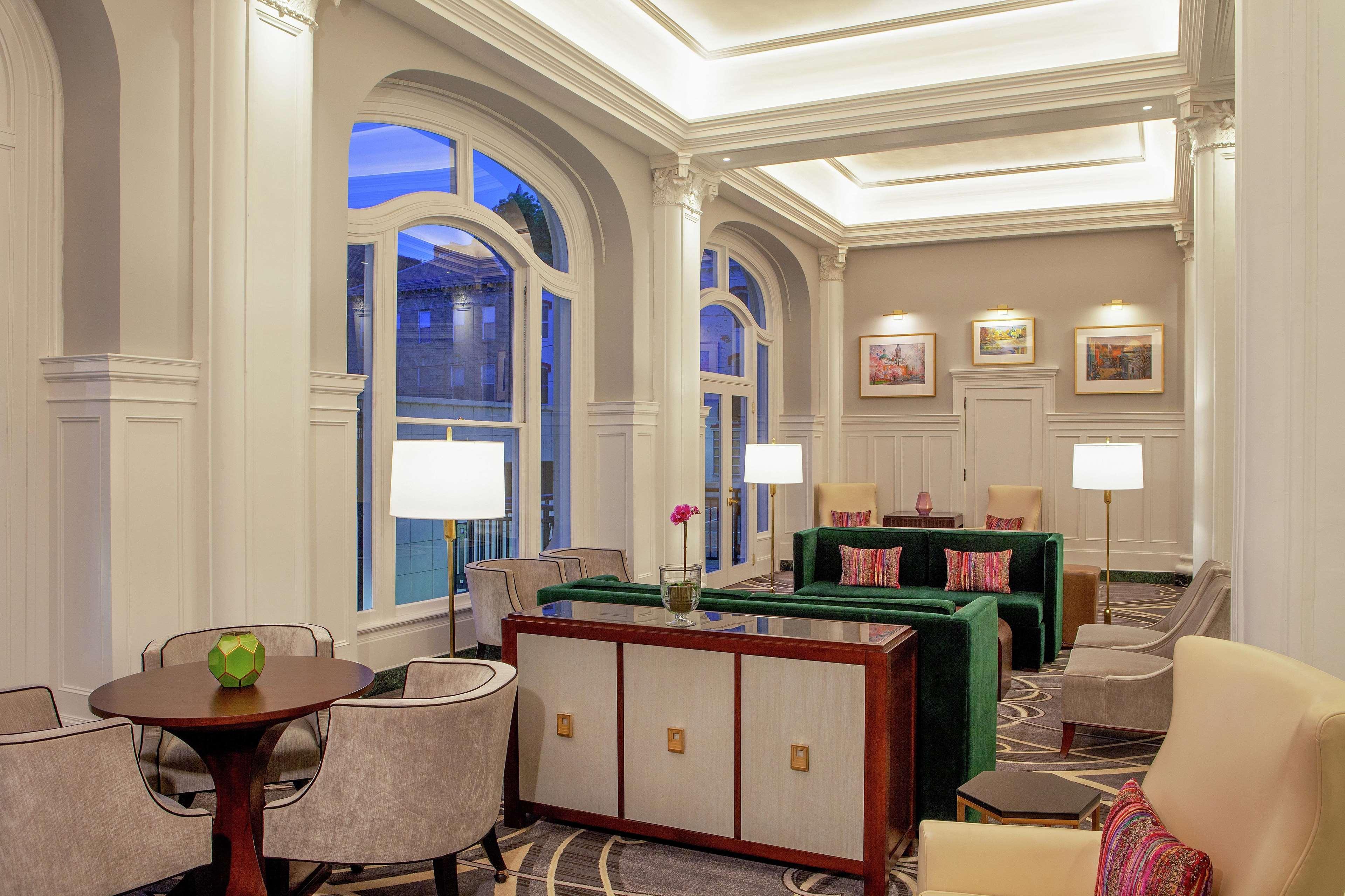 The Virginian Lynchburg, Curio Collection By Hilton Hotel Bagian luar foto